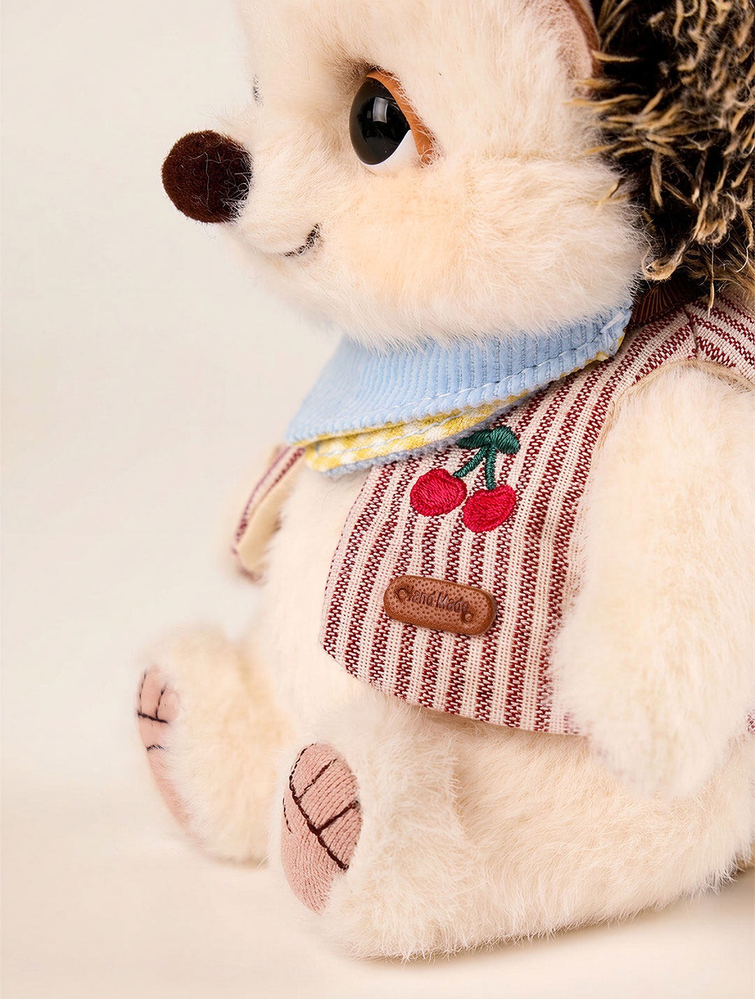 Bobo Nuts | Motty Hedgehog Cherry Holiday Plush Toy